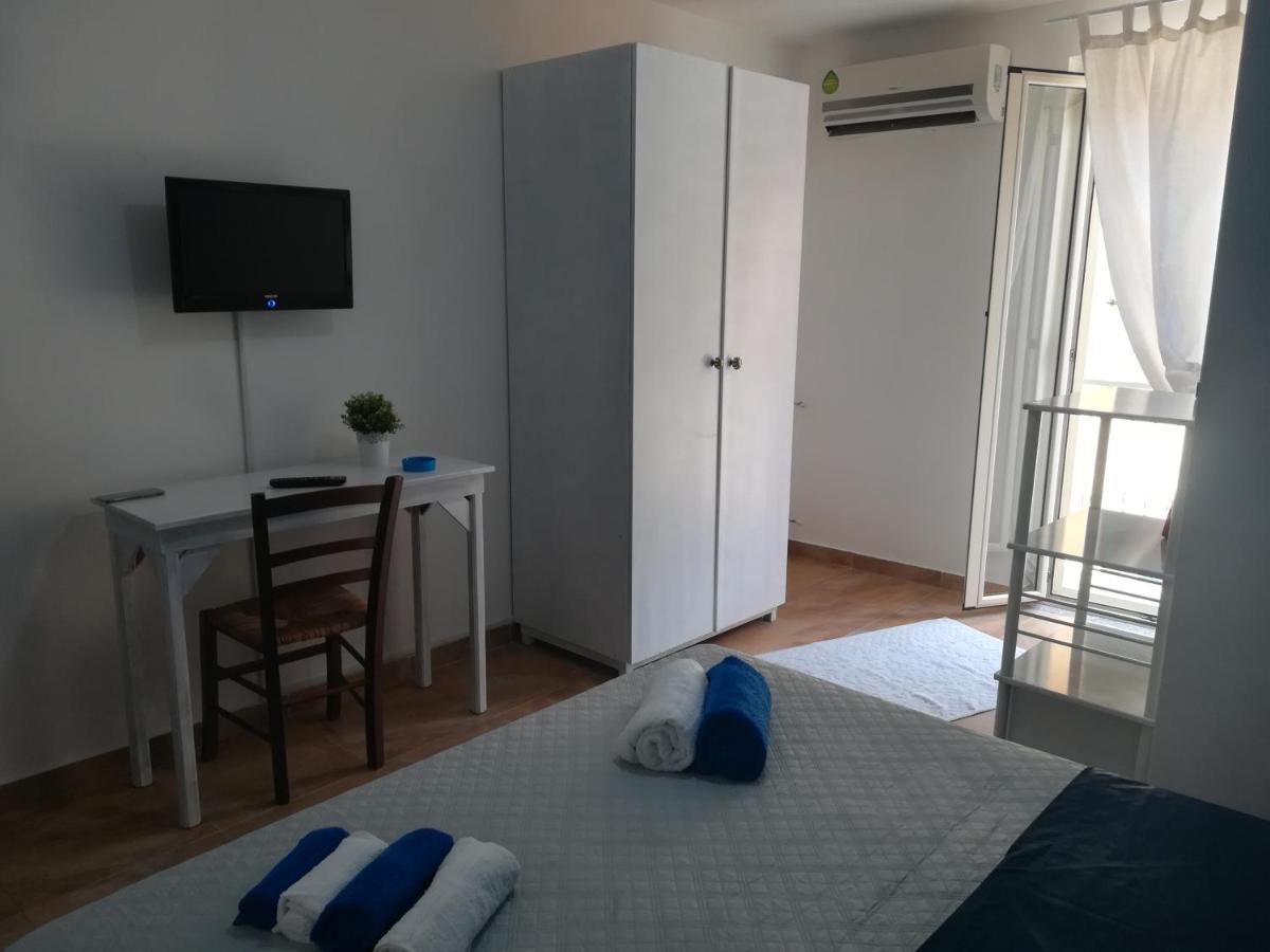 Bed and Breakfast Al Quindici Шилла Екстер'єр фото