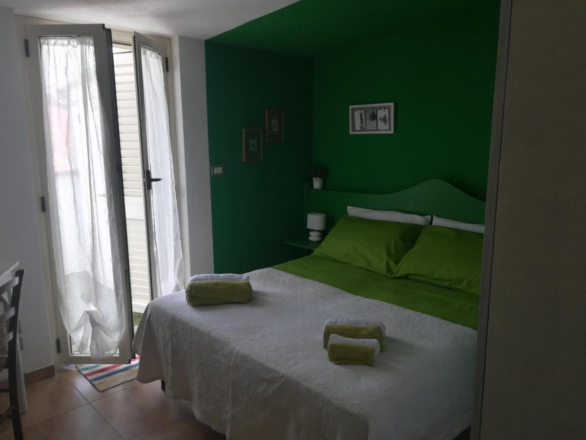 Bed and Breakfast Al Quindici Шилла Екстер'єр фото